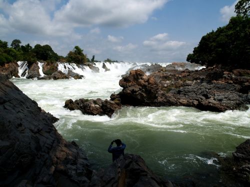 four thousand islands laos waterfall