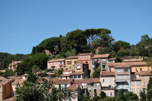 france village provencal south
