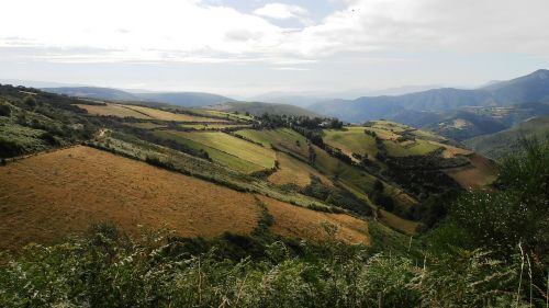 france midi-pyrénées countryside