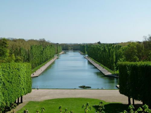 france landscape pool