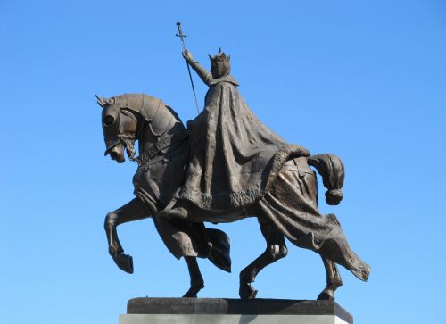 France&#039;s King Louis IX Statue