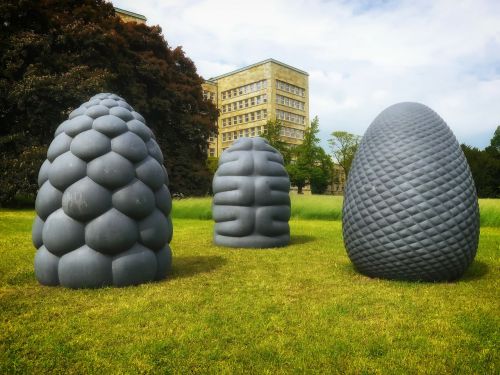 frankfurt germany sculptures