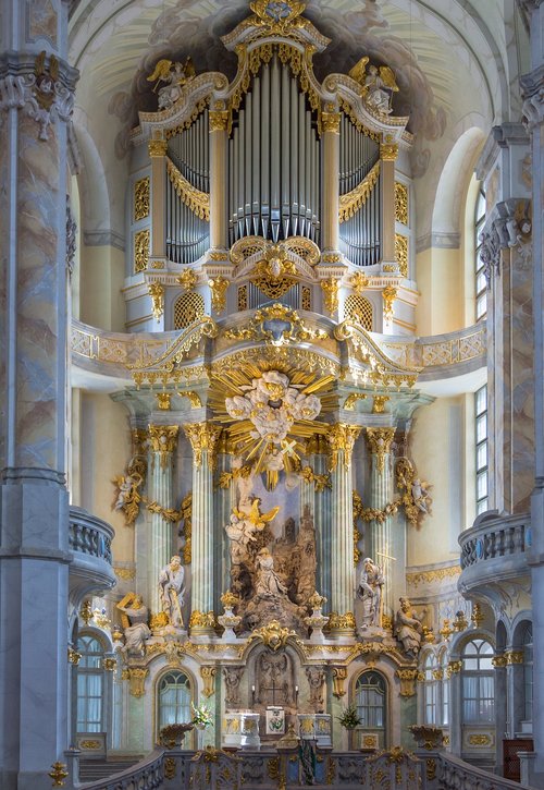 frauenkirche  dresden  altar