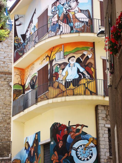 fresco urban street art