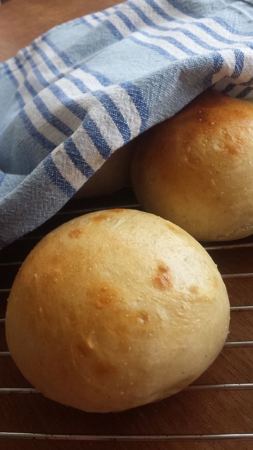 freshly baked bread mat