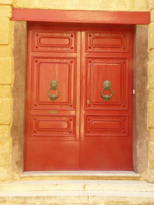 front door old malta
