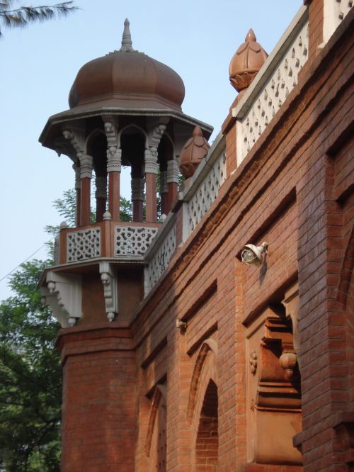 front of curzon hall british raj-era building dhaka