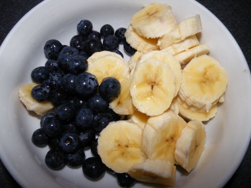 fruit blueberries banana