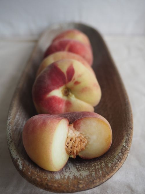 fruit peach flat peach