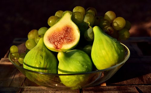 fruit  fruit bowl  figs