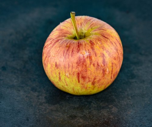 fruit  apple  healthy