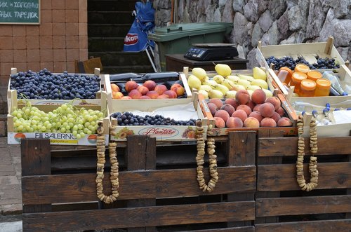 fruit  montenegro  figs