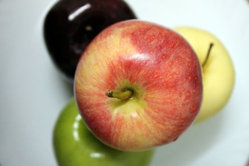 fruit apple red