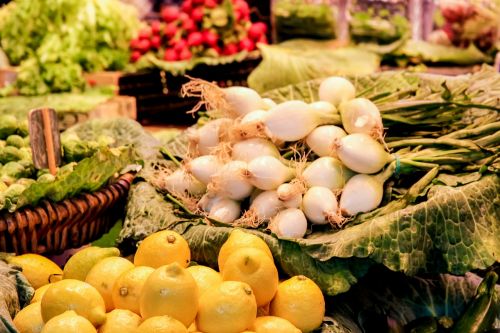 fruit vegetables market