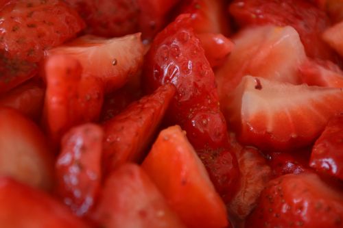 fruit strawberries red