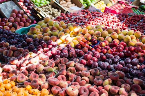 fruit market farmers