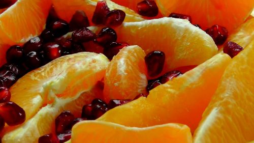 fruit salad orange pomegranate