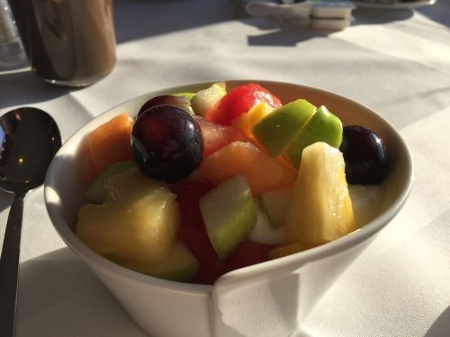 fruit salad healthy nutrition