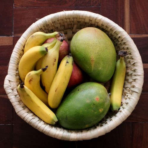 fruits mangoes banana