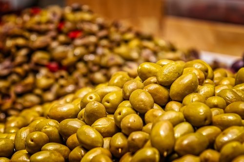 fruits  olives  green