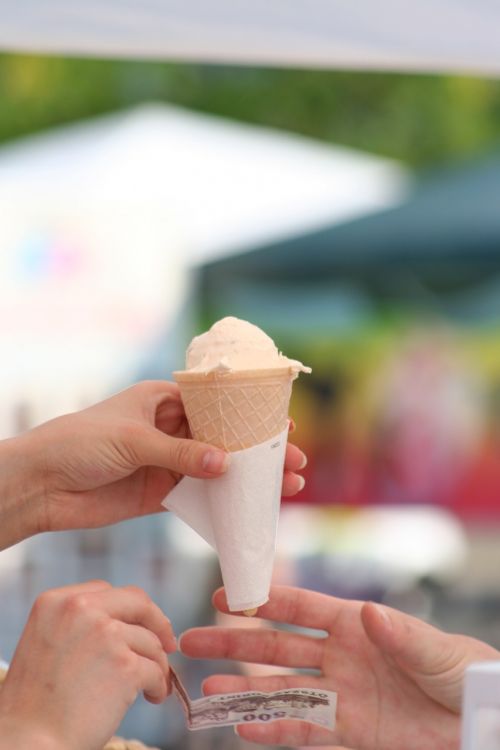 funnel vanilla ice cream