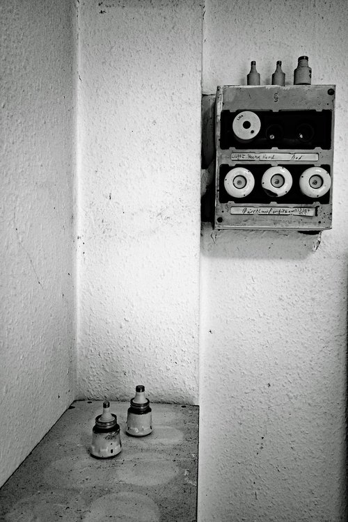 fuse box  old  current