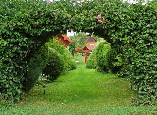 garden green gateway
