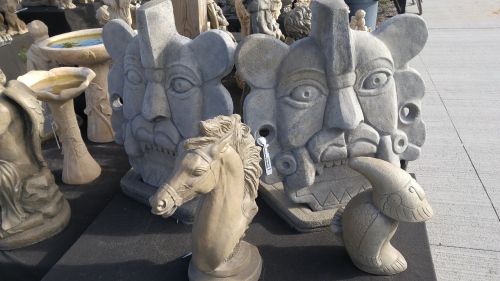 garden statues ornaments