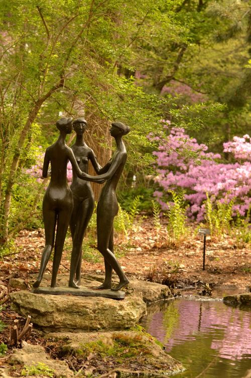 garden statue spring