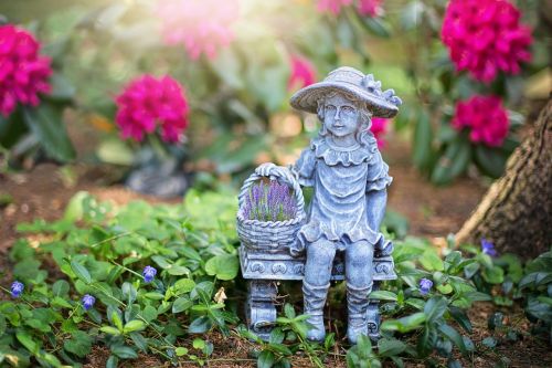 garden gardening statue