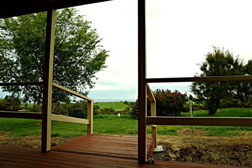 garden doorway rural