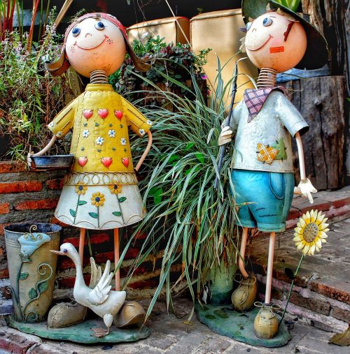 garden tin figures