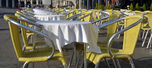 garden chair restaurant table