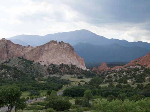 garden of the gods colorado mountains