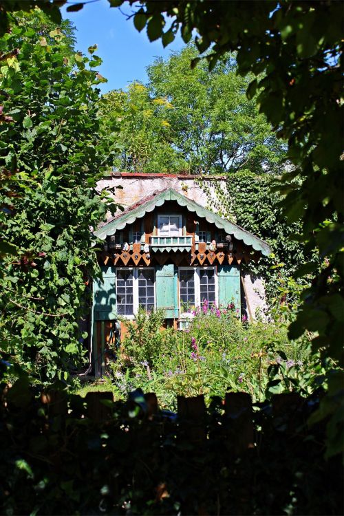 garden shed log cabin romantic