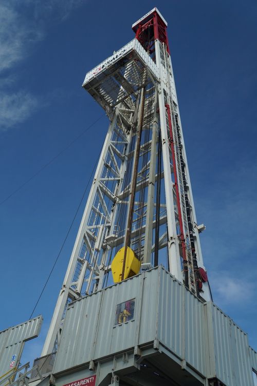 gas oil rig drilling rig