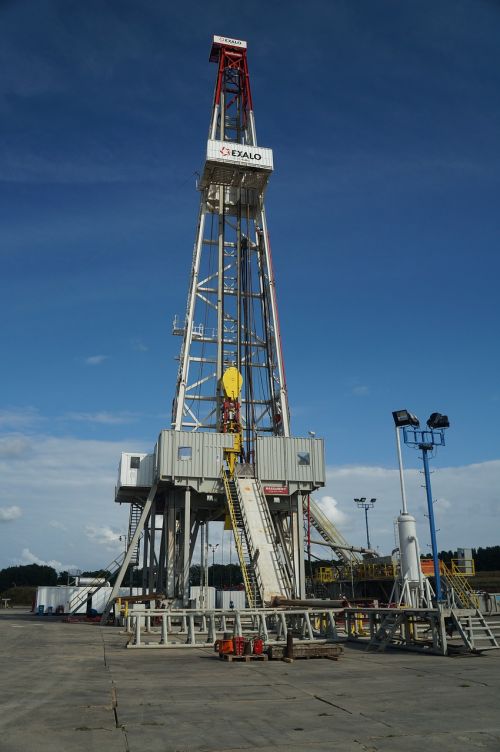 gas oil rig drilling rig