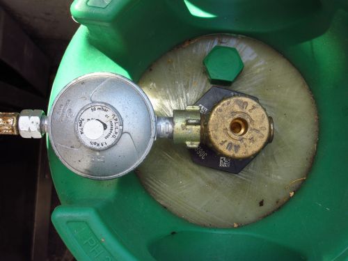 gas bottle valve pressure
