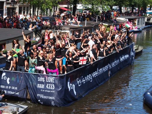 gay pride amsterdam boat