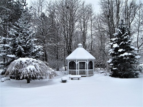 gazebo  cupola  winter