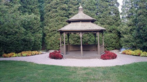 gazebo green park