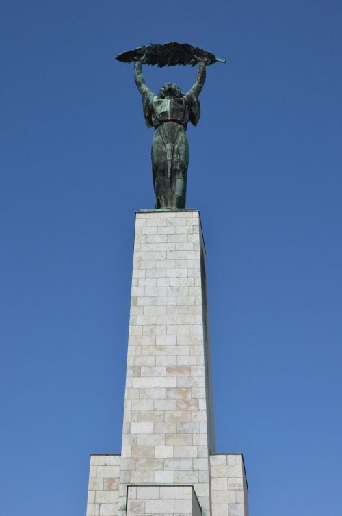 gellért hill statue of liberty budapest