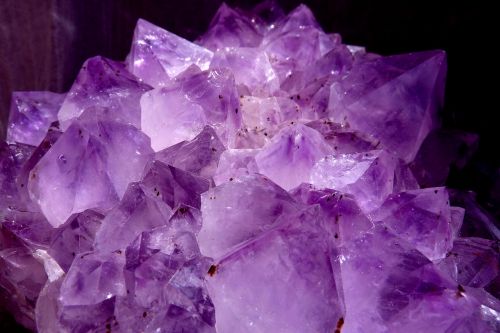 gem amethyst violet