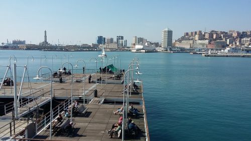 genoa pier sea