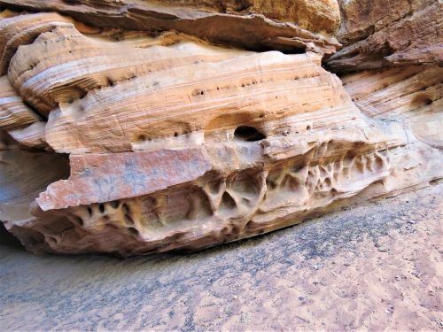 geology unusual rock strata