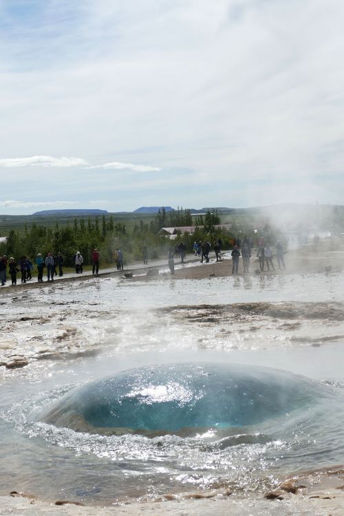 geyser iceland fountain