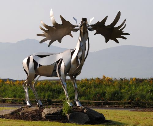 giant irish deer metal monument ireland