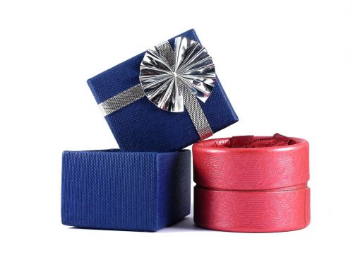gift box present ribbon