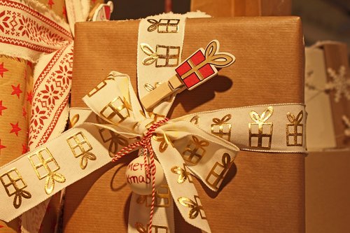 gift christmas gift  give away  surprise