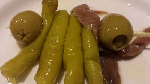 gilda skewer olive